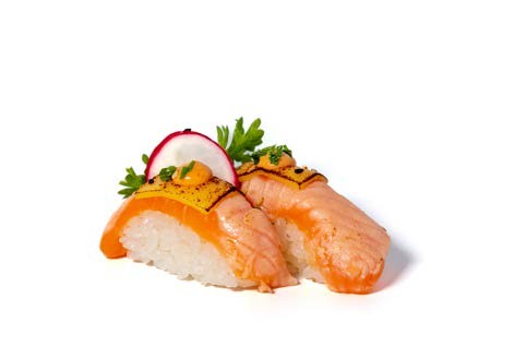 Nigiri cheese fire salmón